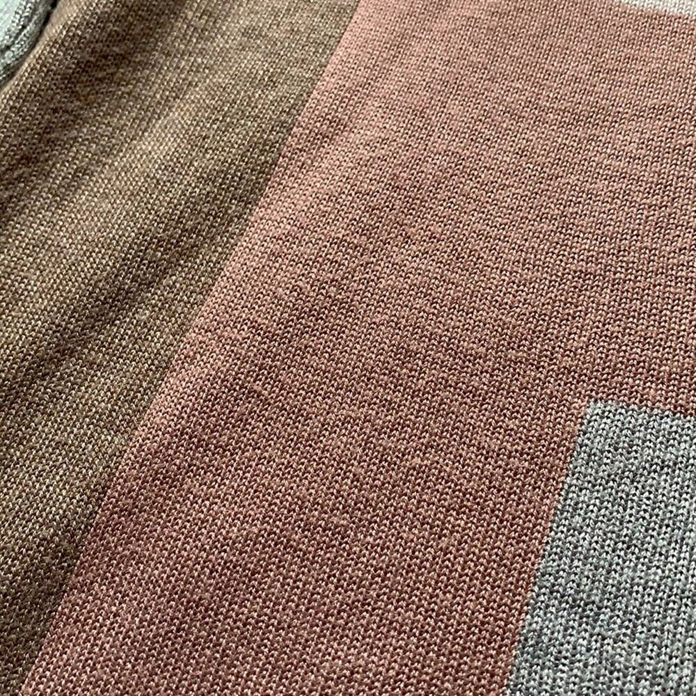 The Limited color block sweater - Picture 7 of 7